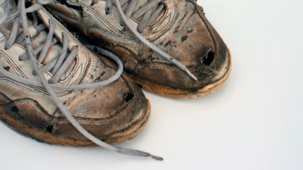 Versleten loopschoenen, wanneer vervang je ze Versleten loopschoenen, wanneer vervang je ze